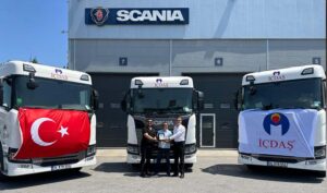 Scania'dan İçdaş’a Scania Super Çekici Teslimatı